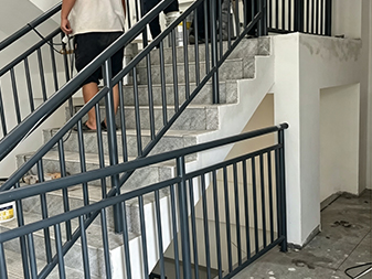 Y061 th&eacute;p kẽm cầu thang guardrail 