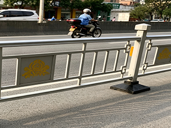 T010 kh&ocirc;ng c&ocirc; lập Guardrail cho Chrysanthemum Harvester 
